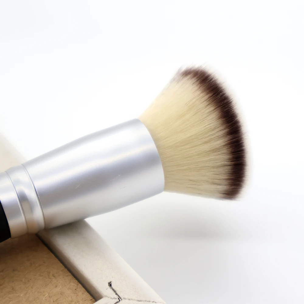 Pennello per cipria Pennelli per trucco professionale Fondotinta multifunzionale nero Blush Scolpire Pennello abbronzante Strumenti per il trucco