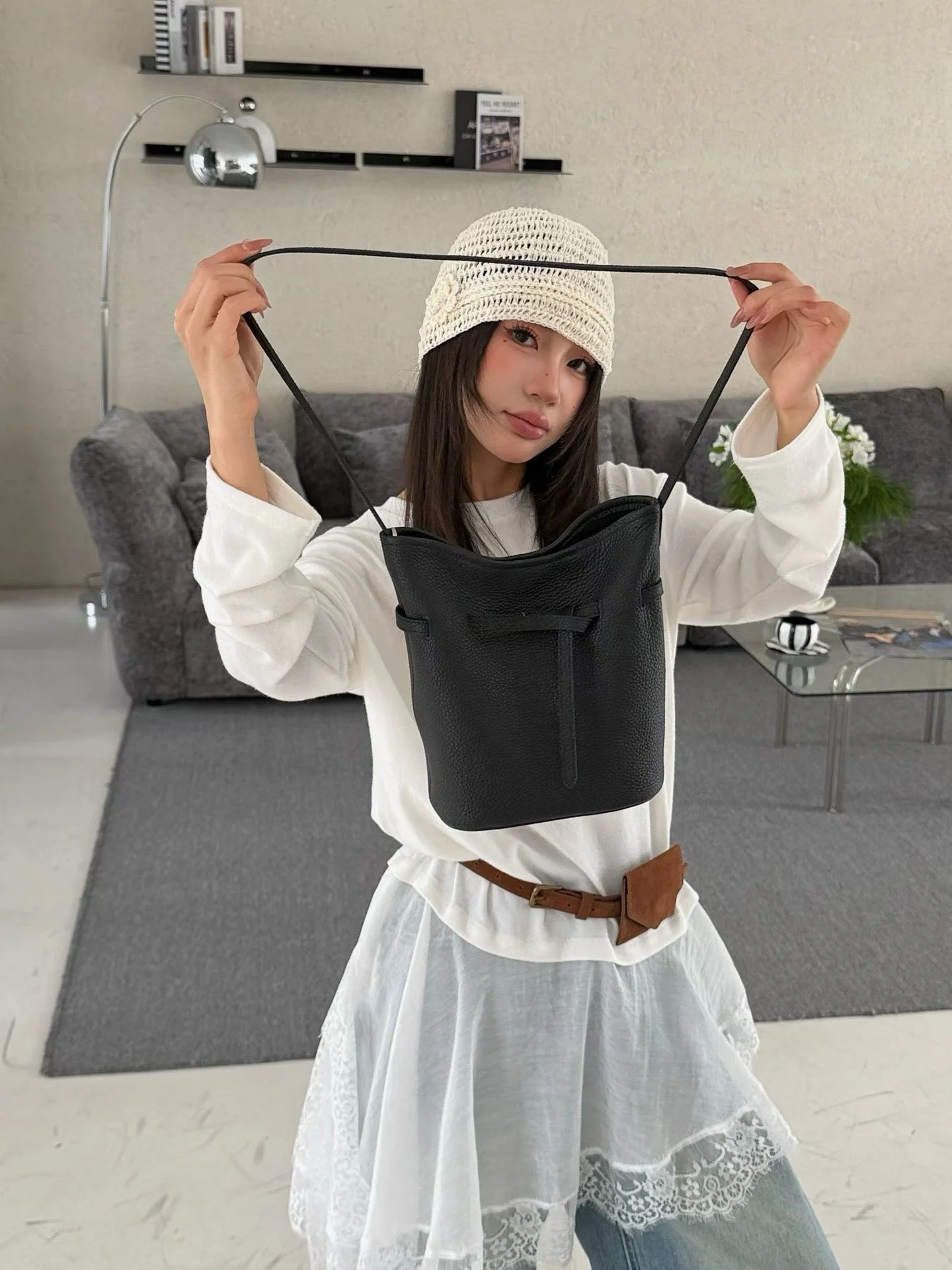 bolso-de-hombro-de-cuero-tipo-cubo-moderno-y-casual-con-diseno-a-la-moda-para-mujer-estilo-simple-con-cierre-magnetico