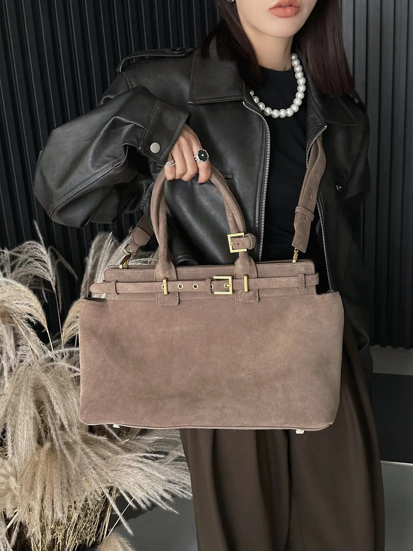 

Зимняя матовая кофейная верблюжья серая большая сумка-тоут в русском стиле из натуральной замши из коровьей кожи, женская сумка из нубука, офисная сумка на плечо