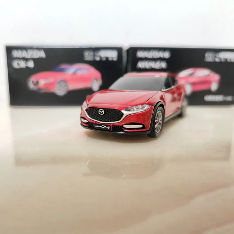 1:64 Scale Mazda CX-4 2020 Alloy Car Model