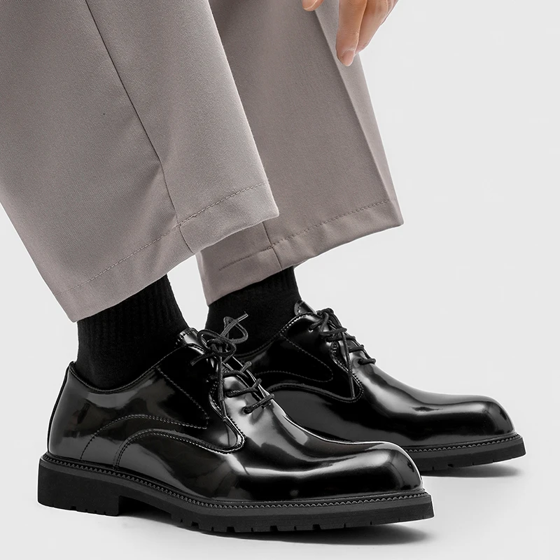 2026Men's Oxford Shoes BritishStyle Bright Surface Business HighTop Leather Shoes WeddingShoes FashionableYouth Inner Heighte...
