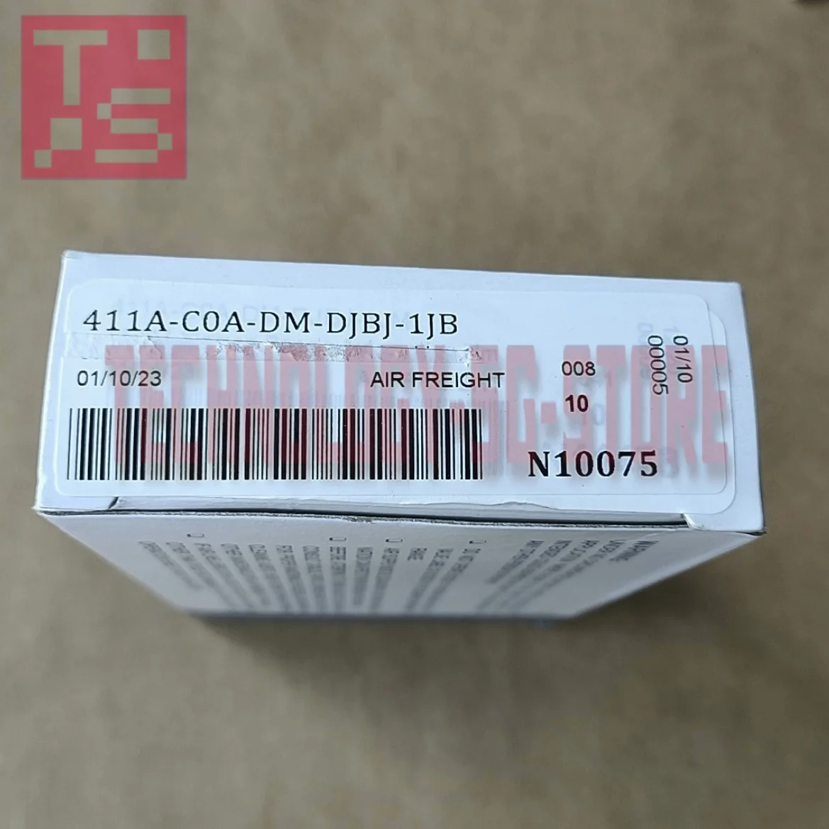 válvula solenóide 411A-C0A-DM-DDFJ-1KJ 411A-C0A-DM-DJBJ-1JB nova na caixa