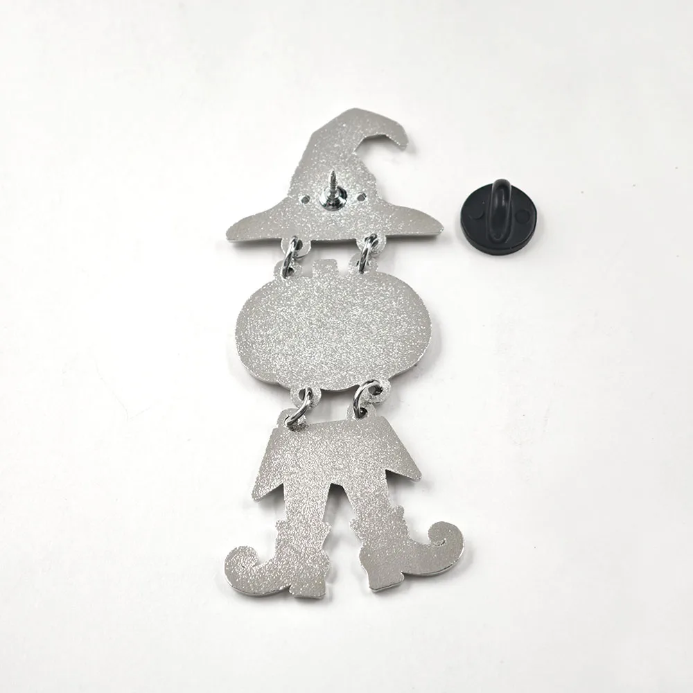 Happy Halloween Metall-Emaille-Anstecknadel mit hängendem Hexenhut, Brosche mit Kettenverbindung, Kürbis-Abzeichen, bewegliche Beine, Reversnadeln, Festivalgeschenk – Detail 6