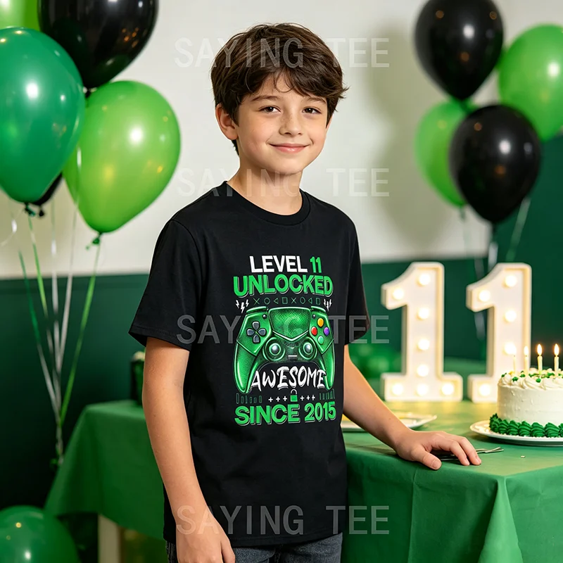 Level 11 Unlocked Awesome Since 2015 11th Birthday Boy Gamer T-Shirt Born in 2015 11 Years Old Sons