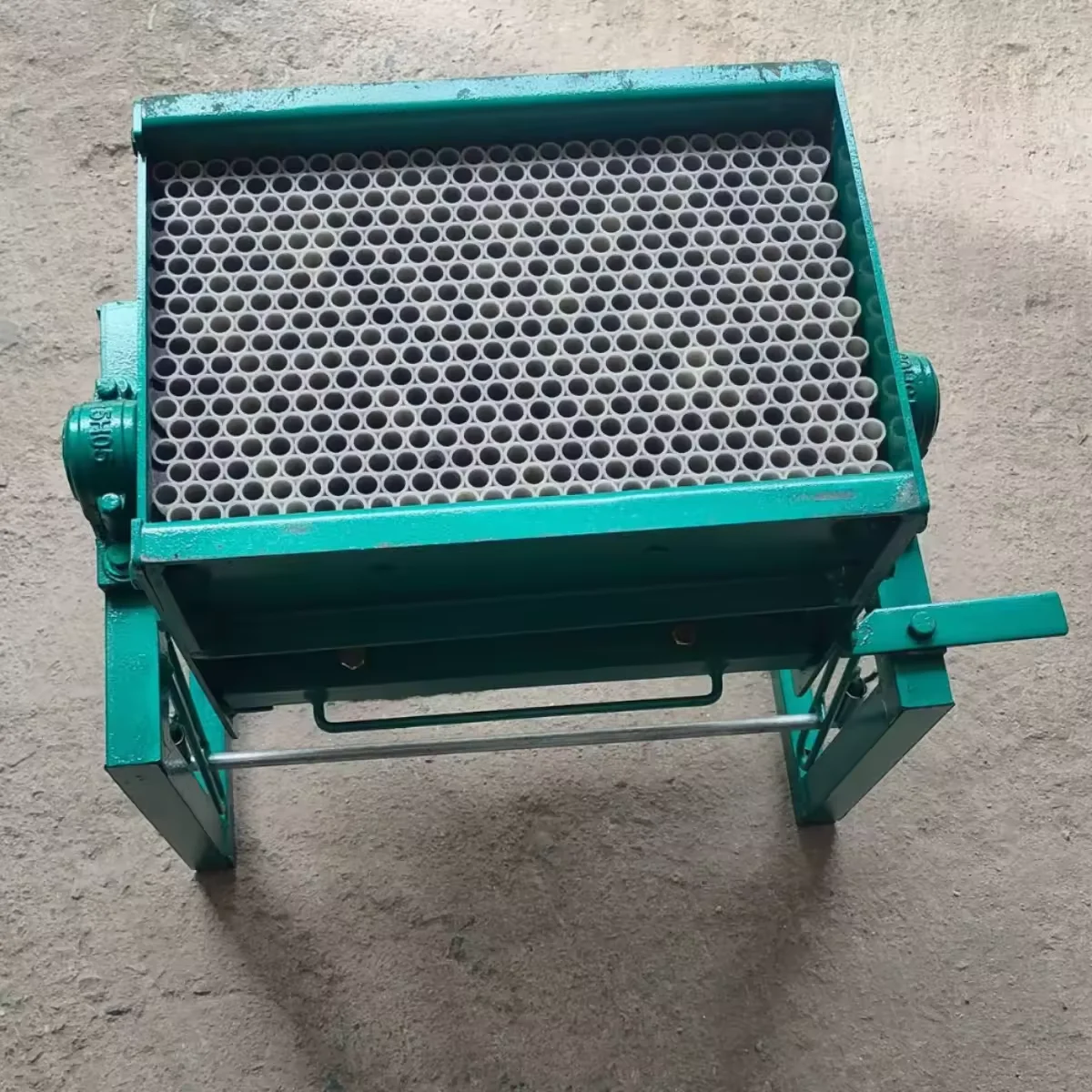 Factory Wholesale Dust-Free Calcium Carbonate Chalk Machine Smallest School Use With Core Bearing Component