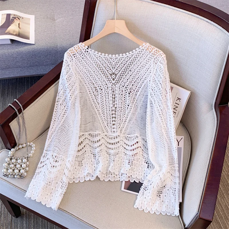 Sheer Crochet Top V-Neck Long Sleeve Open-knit Embroidery Blouse Women Summer Boho Vacation Beach Outfit