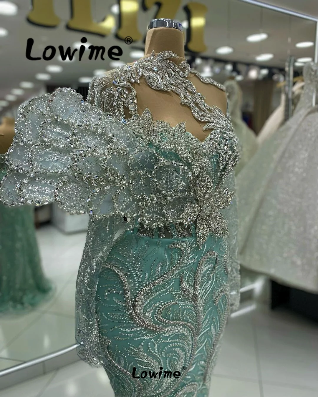 Mint Green Luxury Crystals Long Sleeve Dubai Arabic Evening Dresses 2024 Mermaid Beads Aso Ebi Engagement Gowns Prom Party Dress