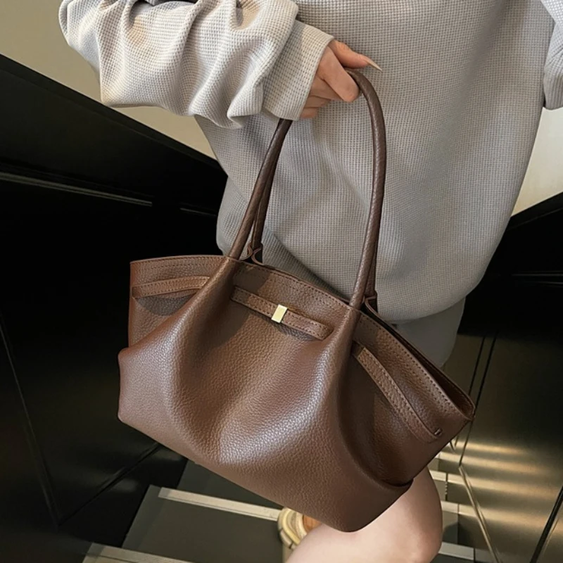 

Design Fashion Handbag Big Handle Pu Leather Solid Color Tote Bags for Women 2025 Y2k Ladies Shoulder Bag Females Retro Handbags