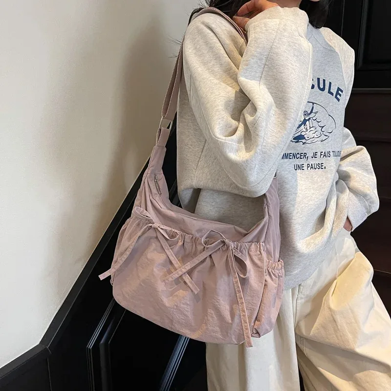 

Женские сумки через плечо большой вместимости, легкая нейлоновая плиссированная сумка через плечо с несколькими карманами, сумка-хобо для женщин, для поездок на работу