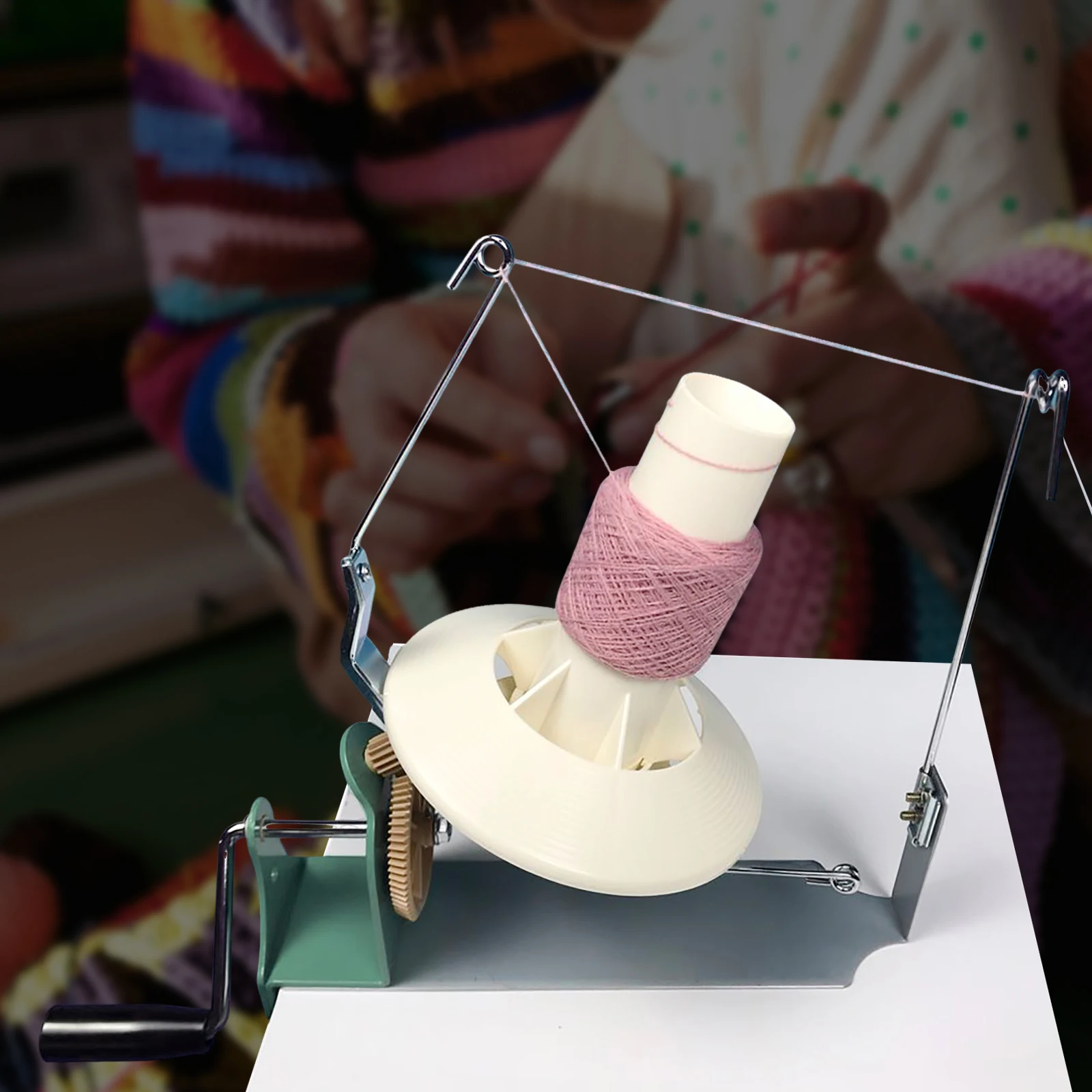 

14.11-17.64oz Large Capacity Wool Ball Winder with Ergonomic Handle for Factories, Homes, DIY Studios, Winding Cashmere Woo