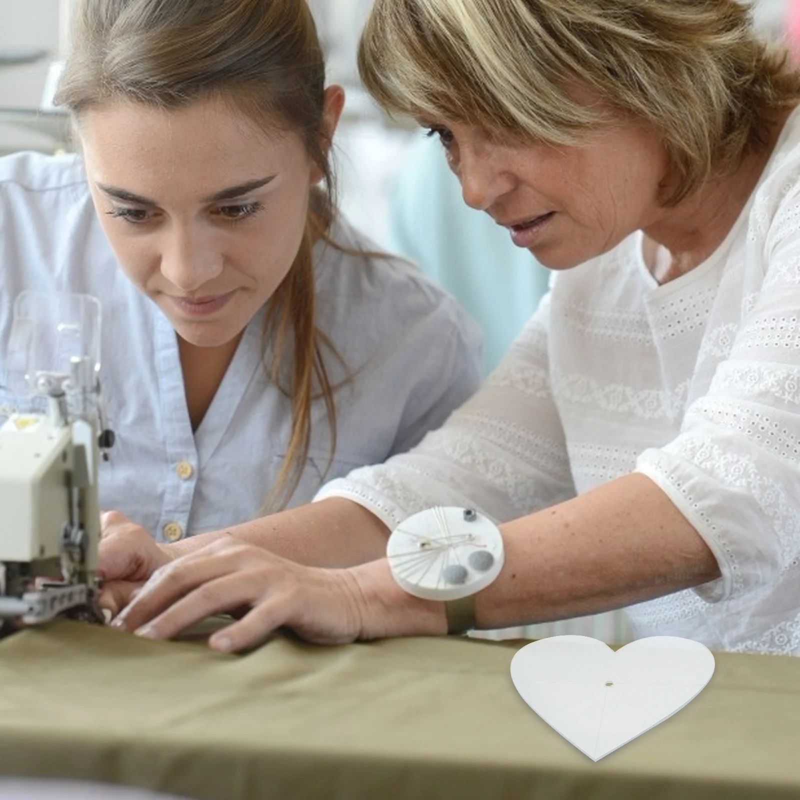 

3Pcs Patchwork Rulers Acrylic Quilting Heart Shape Professional Stitching Fabric Sewing Template DIY Portable Tool