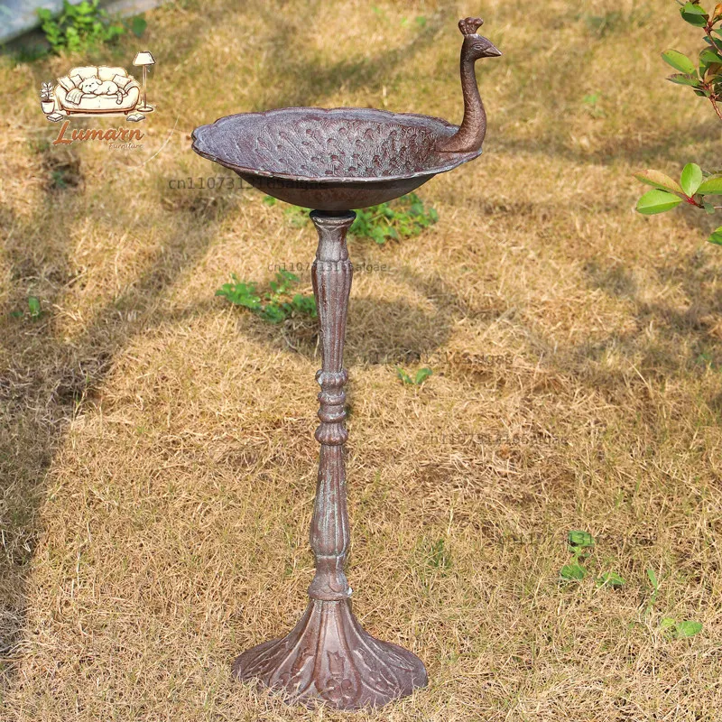 Retro and old peacock cast iron floor-to-ceiling bird feeder bath basin garden decoration oil lamp holder grocery garden orn