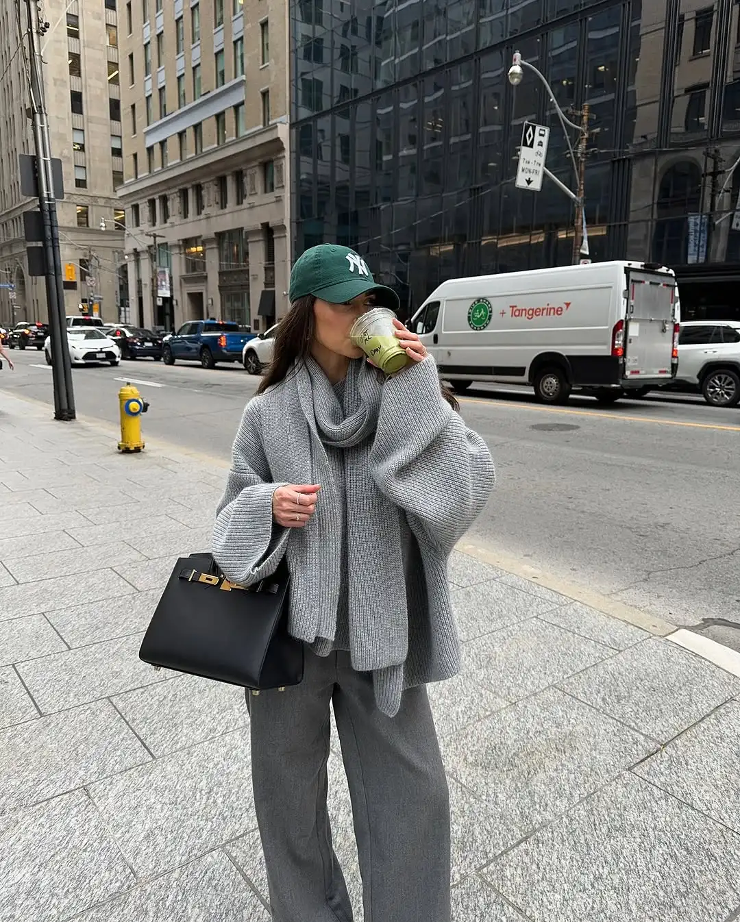 Pull tricoté gris décontracté pour femme, couleur unie, manches longues, col rond, ample, pour les déplacements, de rue, automne