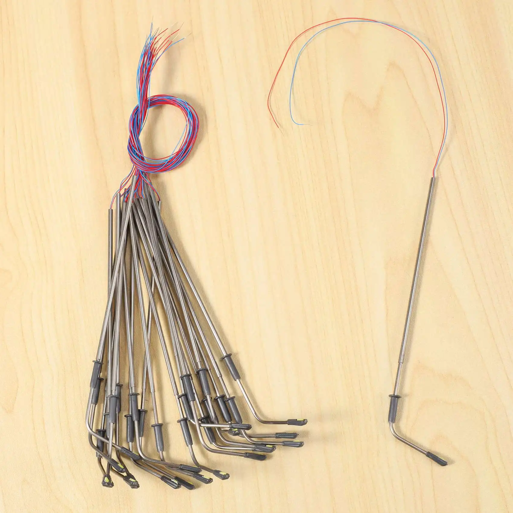 

B05C-20Pcs Model Railway 10Cm Lamp Post Street Lights HO Scale 1:87 LED 3V Resistors LQS08 Single Head