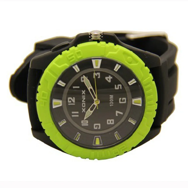 XONIX الدقة الكلاسيكية الرجعية موضة الاتجاه مقاوم للماء 100 متر الغوص السباحة مؤشر كوارتز مضيئة ساعة إلكترونية QJ