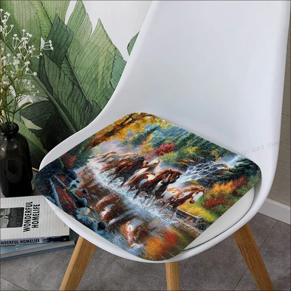 Running Horses Cushion Mat Simplicity Multi-Color Dining Chair Cushion Circular Decoration Seat For Office Desk Garden Cushions