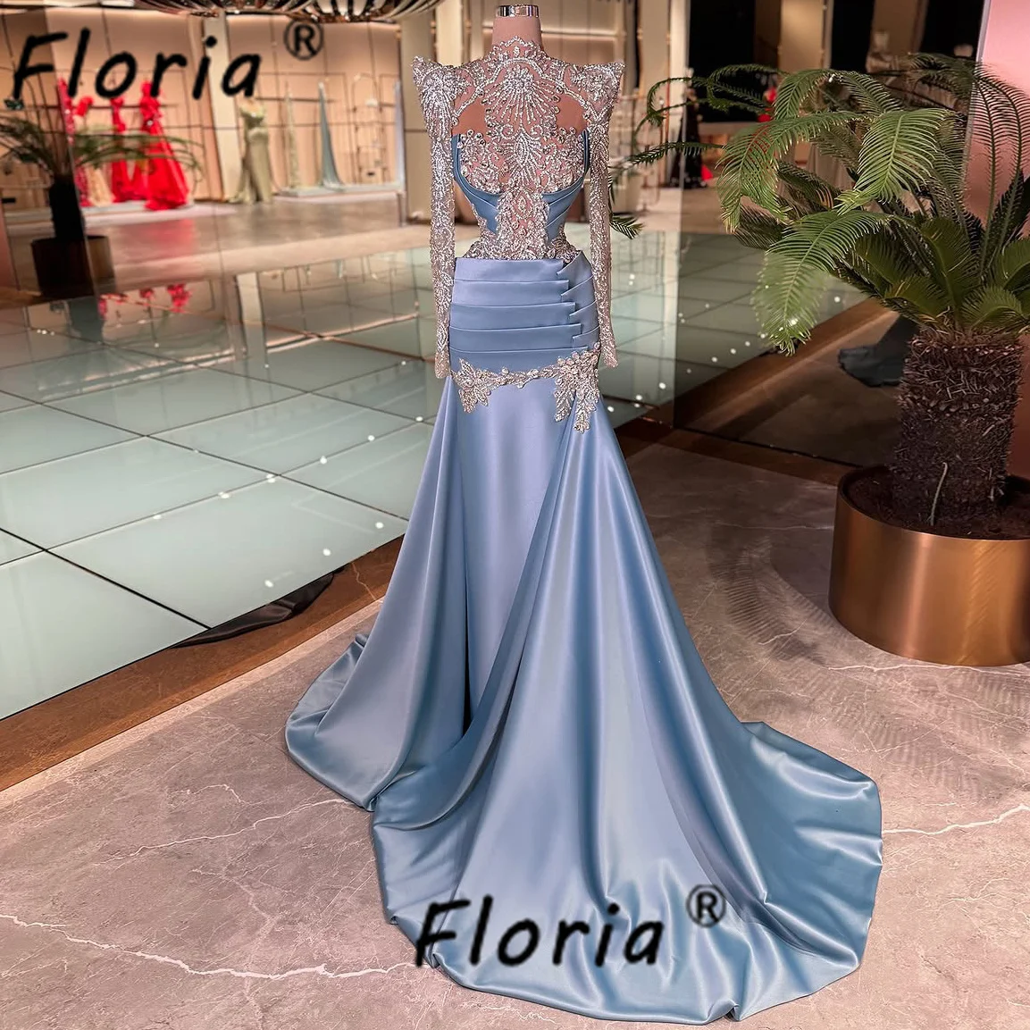 

Luxury Muslim Woman Beaded Evening Dresses Sparkly Silver Crystals Mermaid Formal Party Gowns Overskirt Wedding Engagement Wear