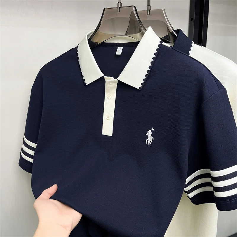 Herren-Poloshirt Neuer Sommer-Baumwoll-Freizeit-Kurzarm-T-Shirt Luxuriöses Besticktes Revers-Oberteil im Herren-Stil – Detail 11