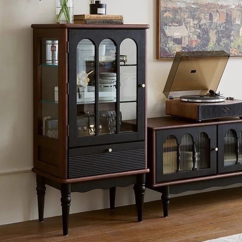 باب زجاجي فرنسي عتيق، خزانة مشروبات من الخشب الصلب، غرفة المعيشة، خزانة عرض أمريكية، خزانة تلفزيون، شبكة كابي مع جانب