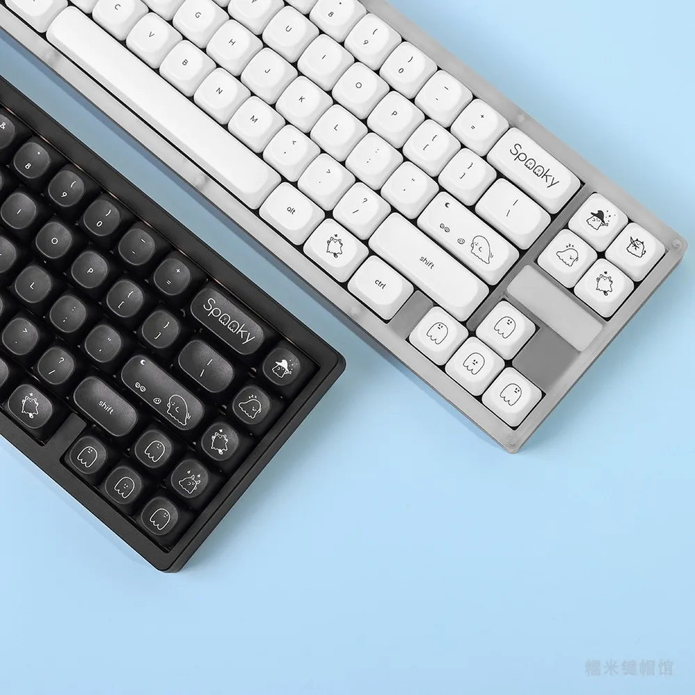 

Набор клавиш Cute Ghost, черный, белый цвет, PBT, пятисторонний сублимационный профиль MOA, круглые колпачки для клавиш на заказ для игровой механической клавиатуры