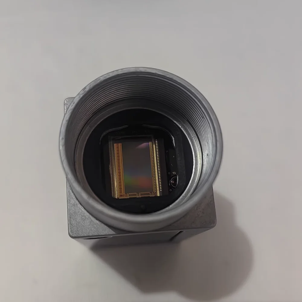 

Серийный номер промышленной камеры ACA2000-50GM: 22255747