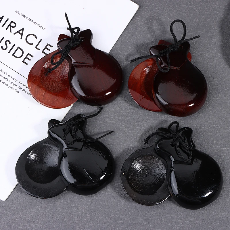2Pcs Wooden Spanish Castanets - Musical Instrument Clapper recension och pris