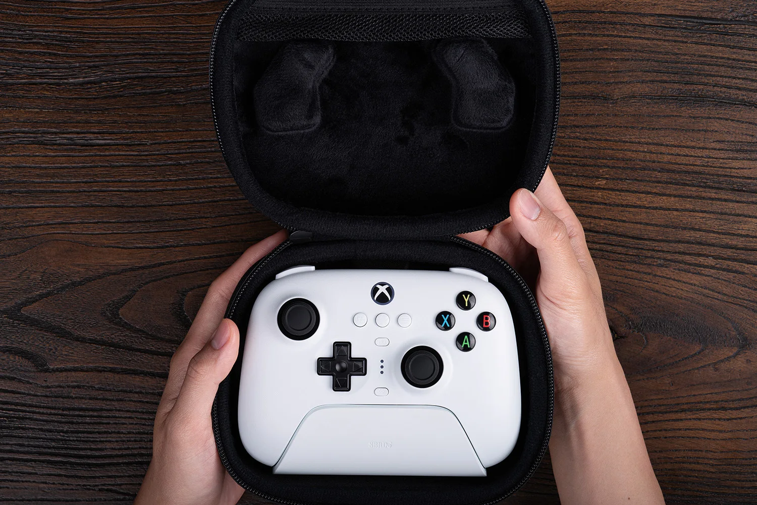وحدة تحكم 8BitDo Ultimate ذات 3 أوضاع مع عصا تحكم بتأثير القاعة، لوحة ألعاب لأجهزة Xbox One، Xbox Series X / S، PC Windows 10 11، Android