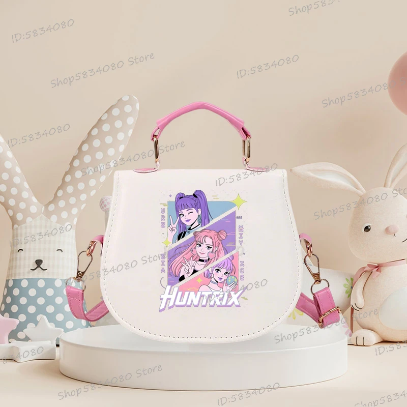 شخصيات الفيلم طباعة الفتيات حقيبة كتف موضة الكرتون أنيمي حقائب كروسبودي KPop مروحة الهدايا طالب في سن المراهقة سستة حقائب اليد