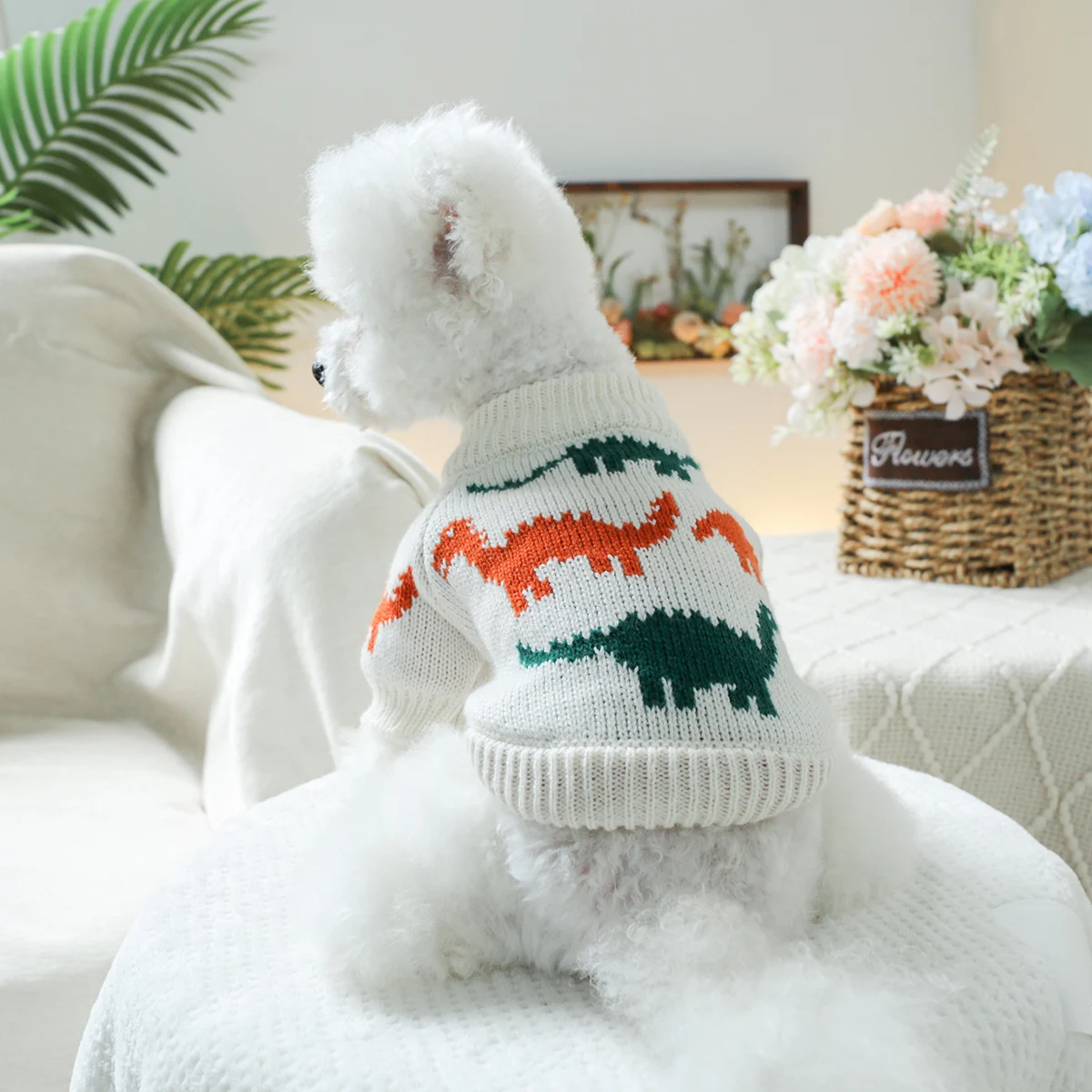 1PC pet clothing colorful dinosaur sweater spring and autumn pullover knitted sweater suitable for small and medium-sized dogs