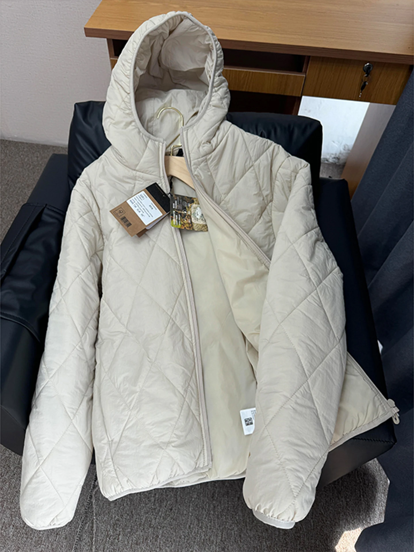 Lightweight Silk Cotton Jacket Diamond Patterned Hooded Coat for Men And Women Warmth Retention Autumn Winter Outerwear