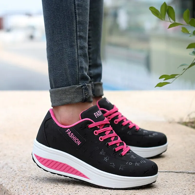 Scarpe da passeggio Sneakers da donna piattaforma di moda Shake Shoes zeppe con fondo spesso scarpe grosse da donna