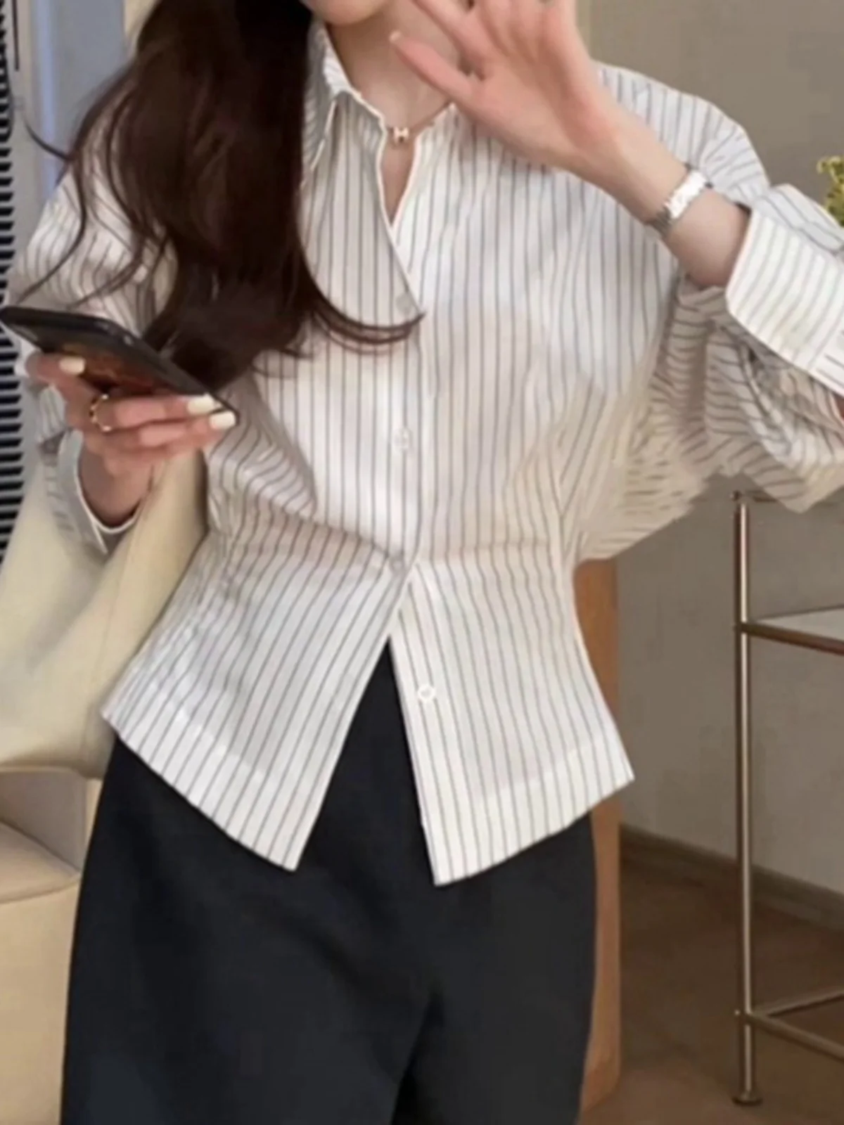 Ele Gestreiftes irt Damen Frühherbst Taillen-Cinching Plissee Design Long Sve Korean Sle Split Faionable Top