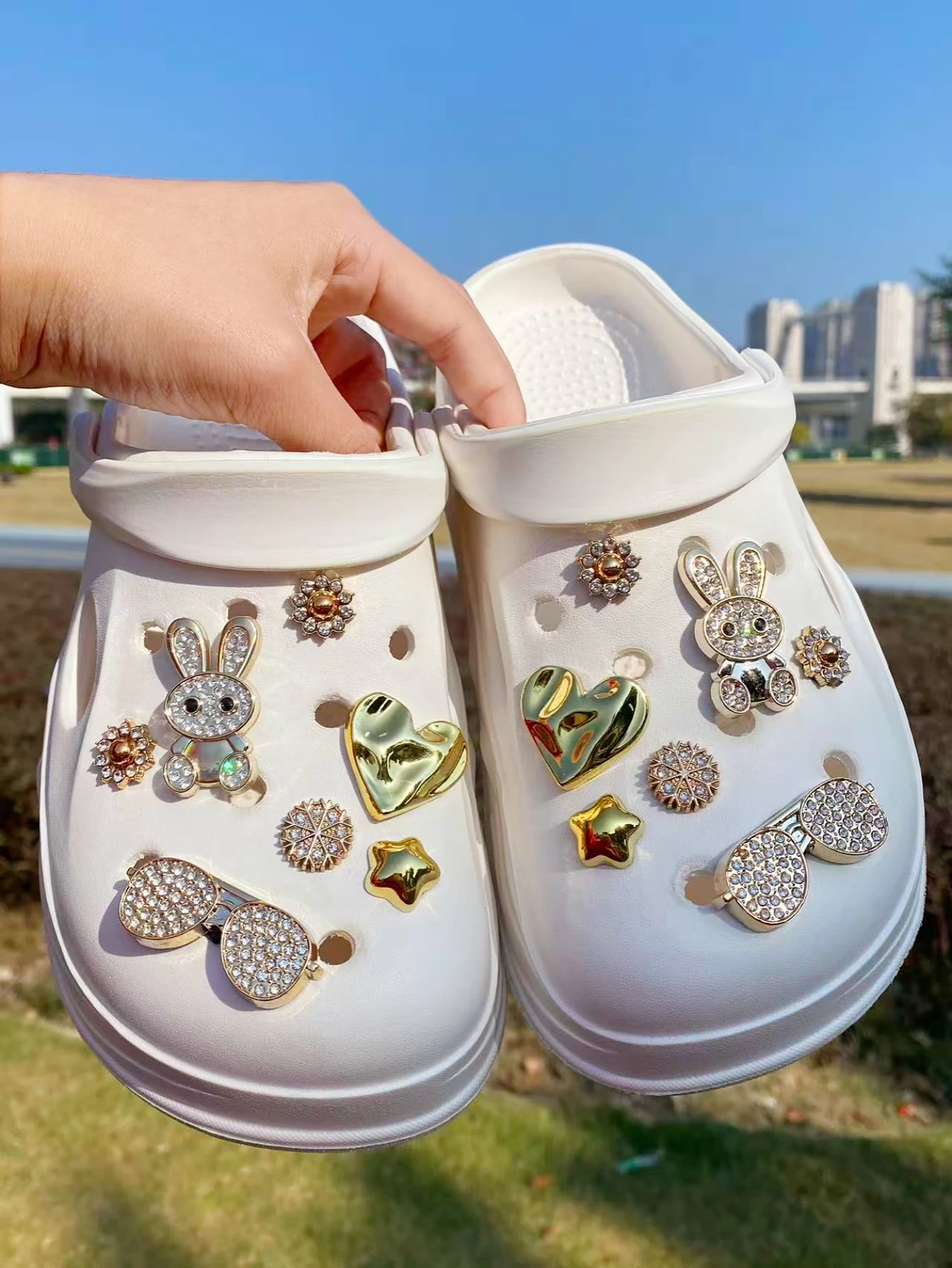 14 DIY Crocs accessories detachable garden shoe accessories Rabbit, glasses, heart, snowflake, five-pointed star shoe buckle DIY
