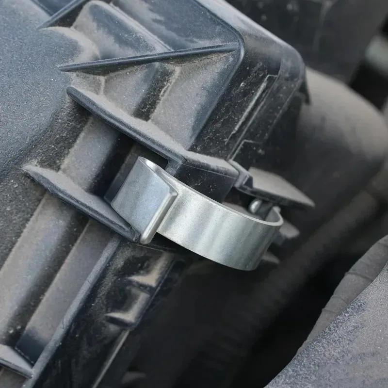 Car Air Filter Cleaner Housing Box Lid Spring Clip Clamp Universal Car Engine Air Filter Housing Box Spring Clip 2/4/8pcs