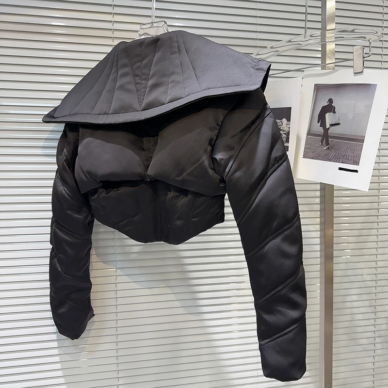 سترة شتوية جديدة مخصصة لشتاء 2025 ذات طبقات مزدوجة وياقة شال وخصر مزركش فتاة حارة قصيرة نمط موضة أسفل سترة #6