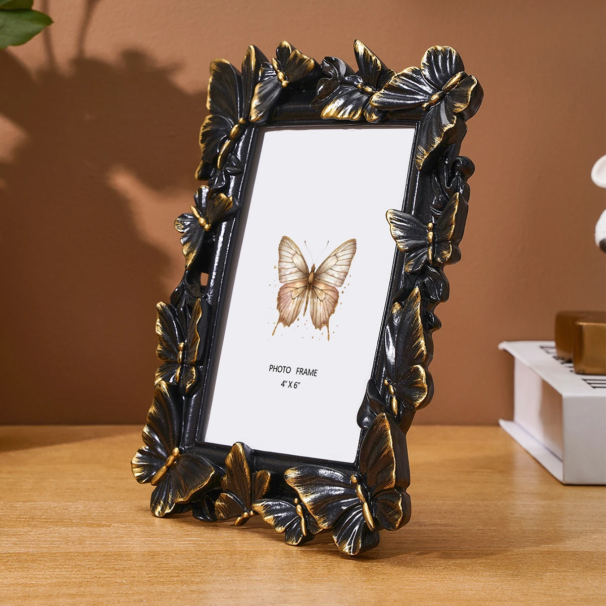 1PC, European-style White, Gold, Black, Gold and Silver Resin Three-dimensional Butterfly Frame Decoration
