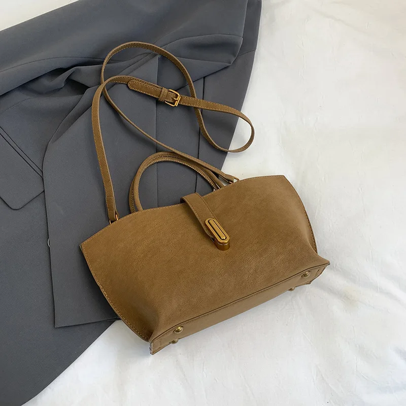 

2025 Новая женская большая сумка, натуральная кожа, большая вместительная многосторонняя сумка через плечо, винтажная шикарная рабочая сумка для офиса