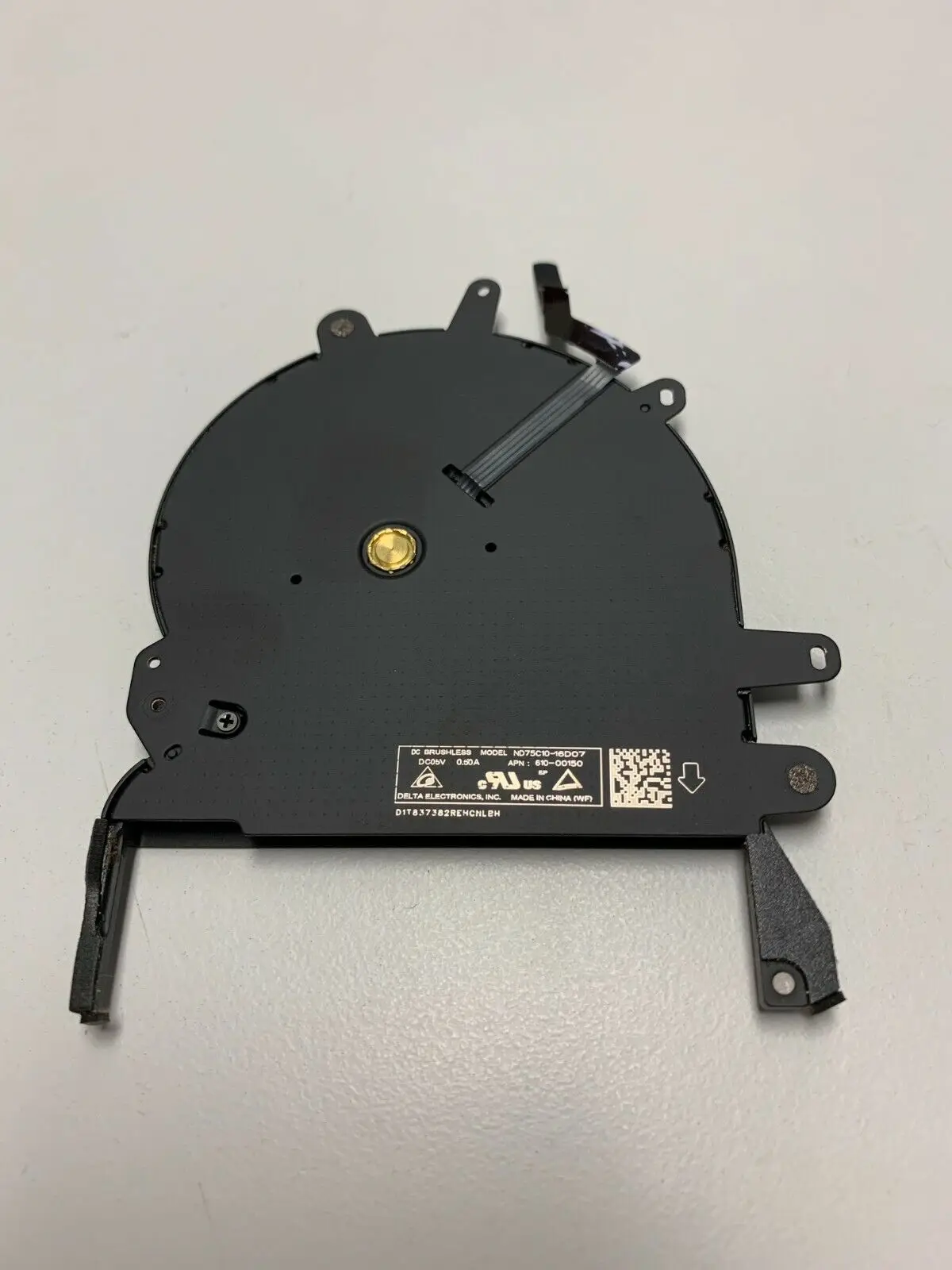 

Б/У 923-02539 для правого вентилятора APPLE MacBook Pro 15 дюймов 2018 2019 A1990