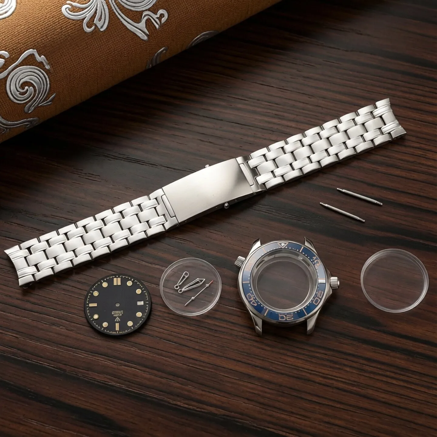 

For Seamaster 300 Case Bracelet Dial Hands Bezel Ring Cover Stainless Steel 41MM case 31mm Dial Luminous Hands Fit NH35 Movemnet