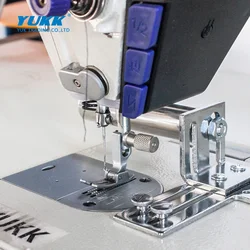 Single wheel rubber band holder adjustable elastic frame flatbed pulling cuff foot opening rubber band support frame sewing mach