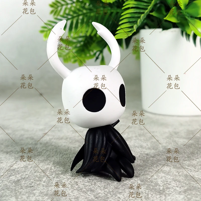 In Voorraad Mini Hollow Knight Zitpositie Kleine Ridder Anime Figuur Pvc Collectie Standbeeld Model Ornament Speelgoed Kerstcadeau