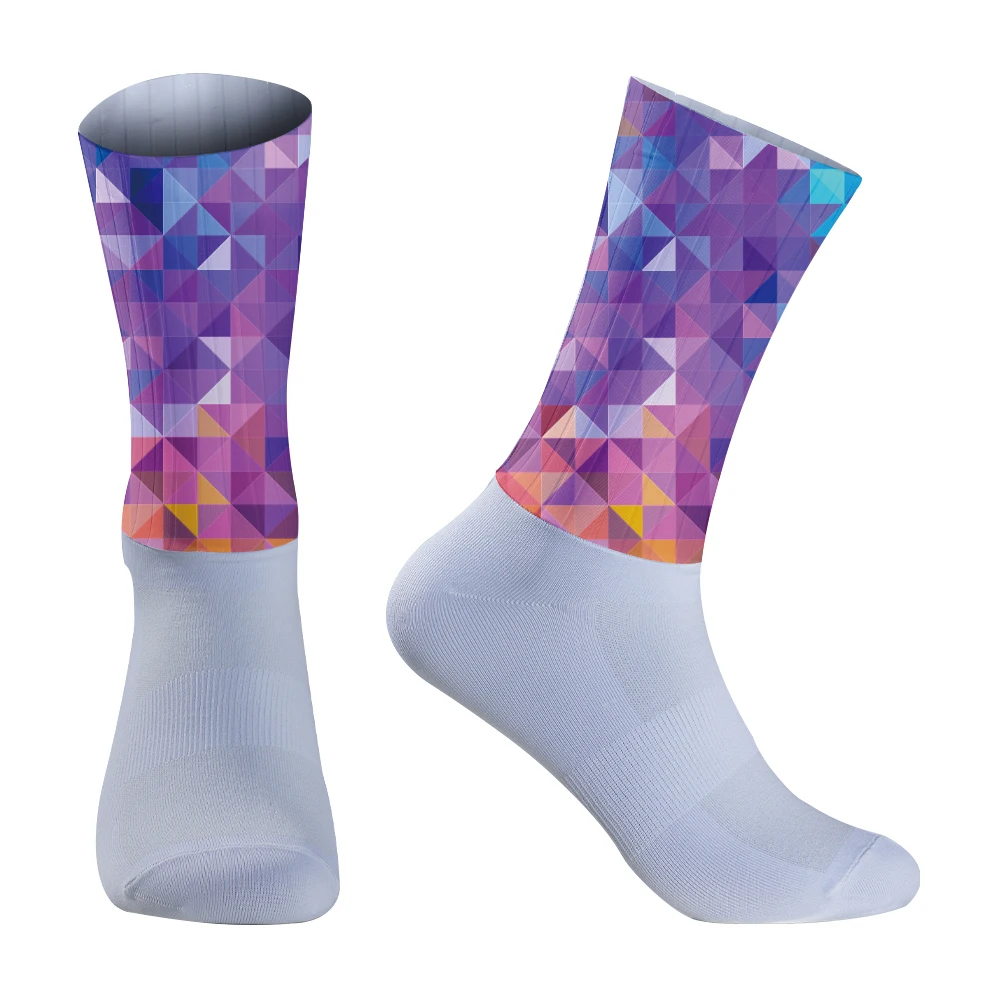 Chaussettes décontractées à tube moyen pour hommes et femmes, serviette respirante, absorbant la sueur, sports de cyclisme, astronomique, extérieur, document solide, nouveau, 2024