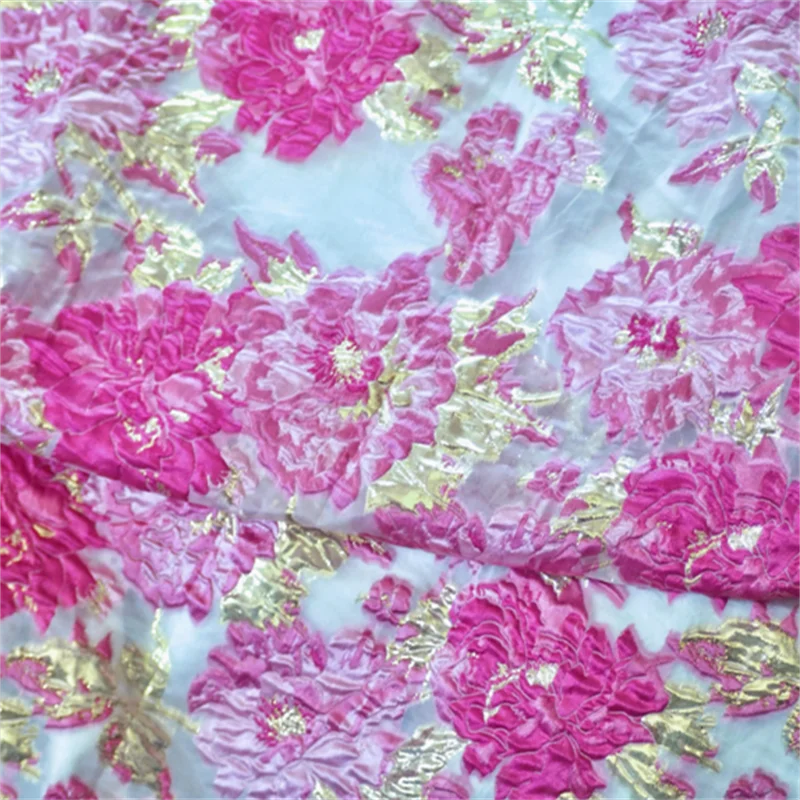 

Pink gold relief large flower gold wire jacquard women's dress fabric