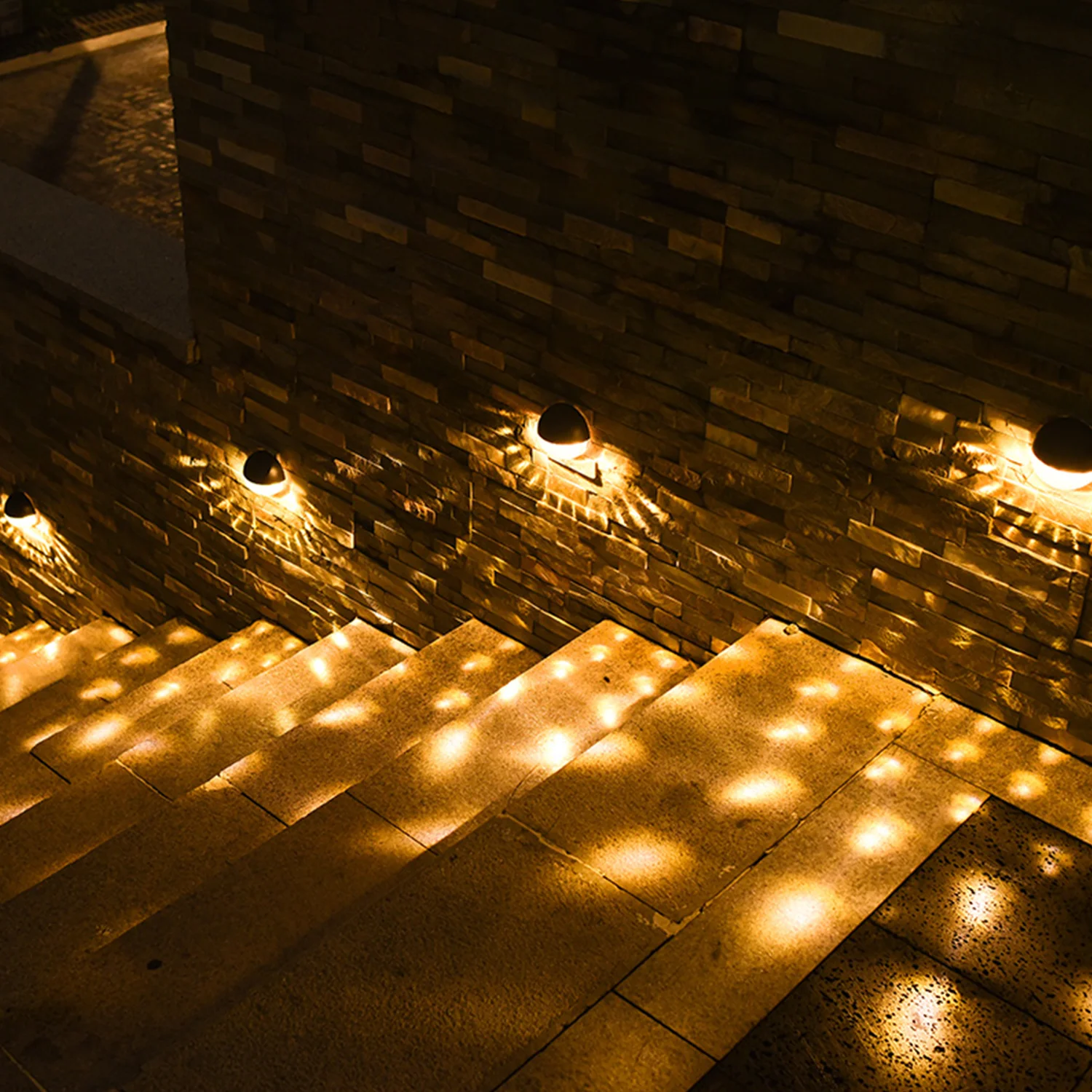 لاوو-أضواء الجدار بالطاقة الشمسية ، 4 حزمة ، للحديقة ، السياج ، الدرج ، الجدار جبل ، المسار ، الخطوة #4