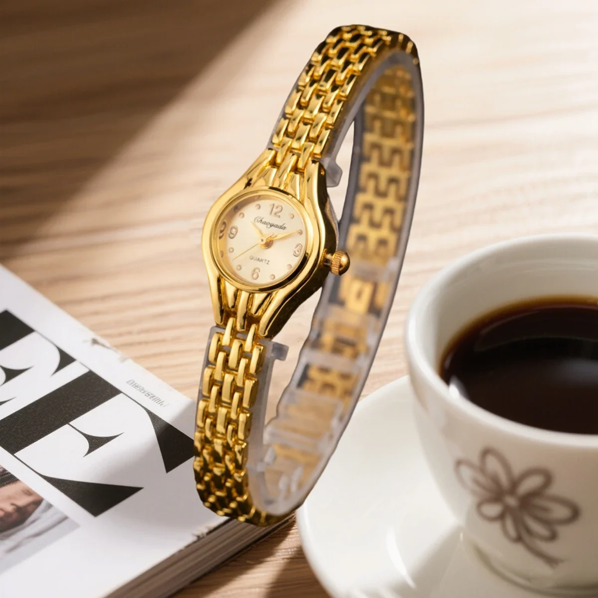 

Top Brand Elegant Women's Bracelet Watch Luxury Gold Small Dial Analog Ladies Quartz Wristwatch Fashion Dress Female Gift Clock