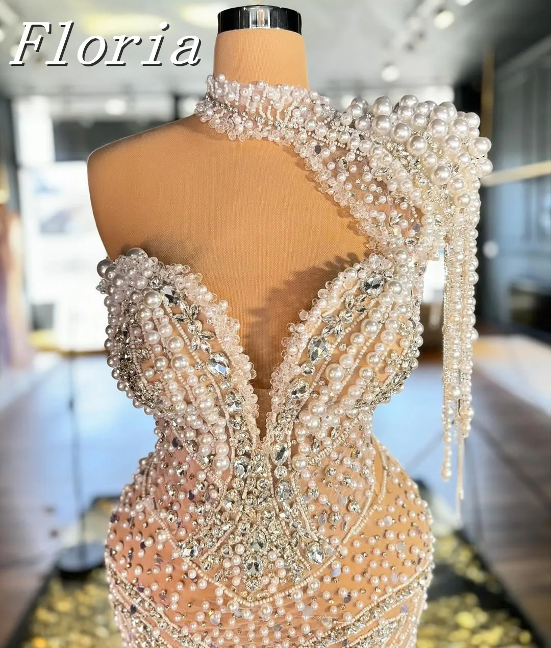 

Handemade Full Pearls Champagne Long Evening Dress 2025 Sleeveless One Shoulder Side Slit Haute Couture فستان سهر