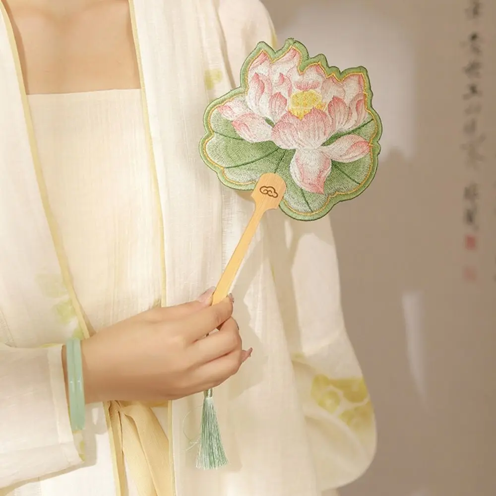 

Vintage Handheld Embroidered Round Fan with Pendant Tassels Chinese Style Fan Lotus Butterfly Group Fan Photography Prop