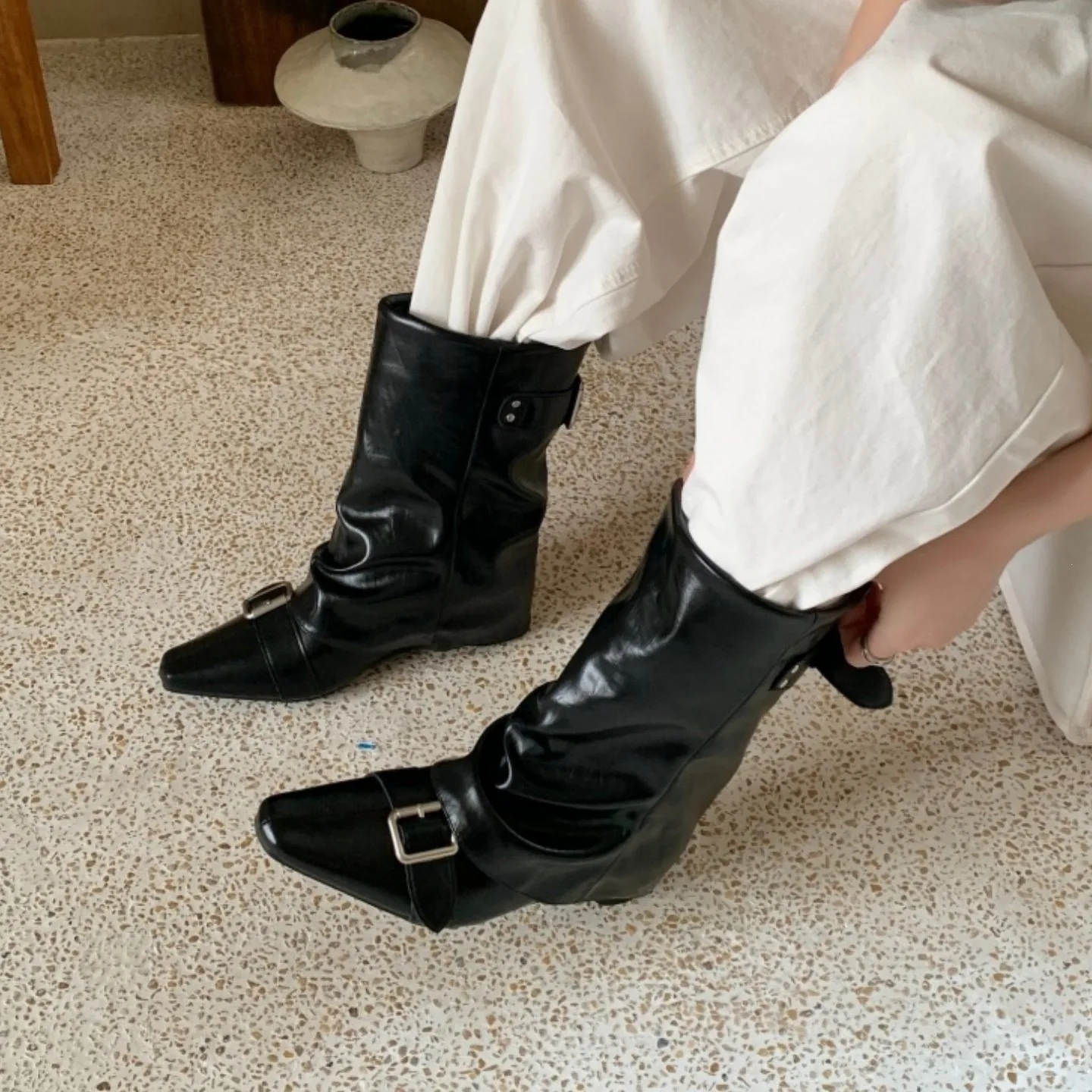 2027-inner-height-increase-pants-ankle-boots-for-women-street-style-square-toe-boots