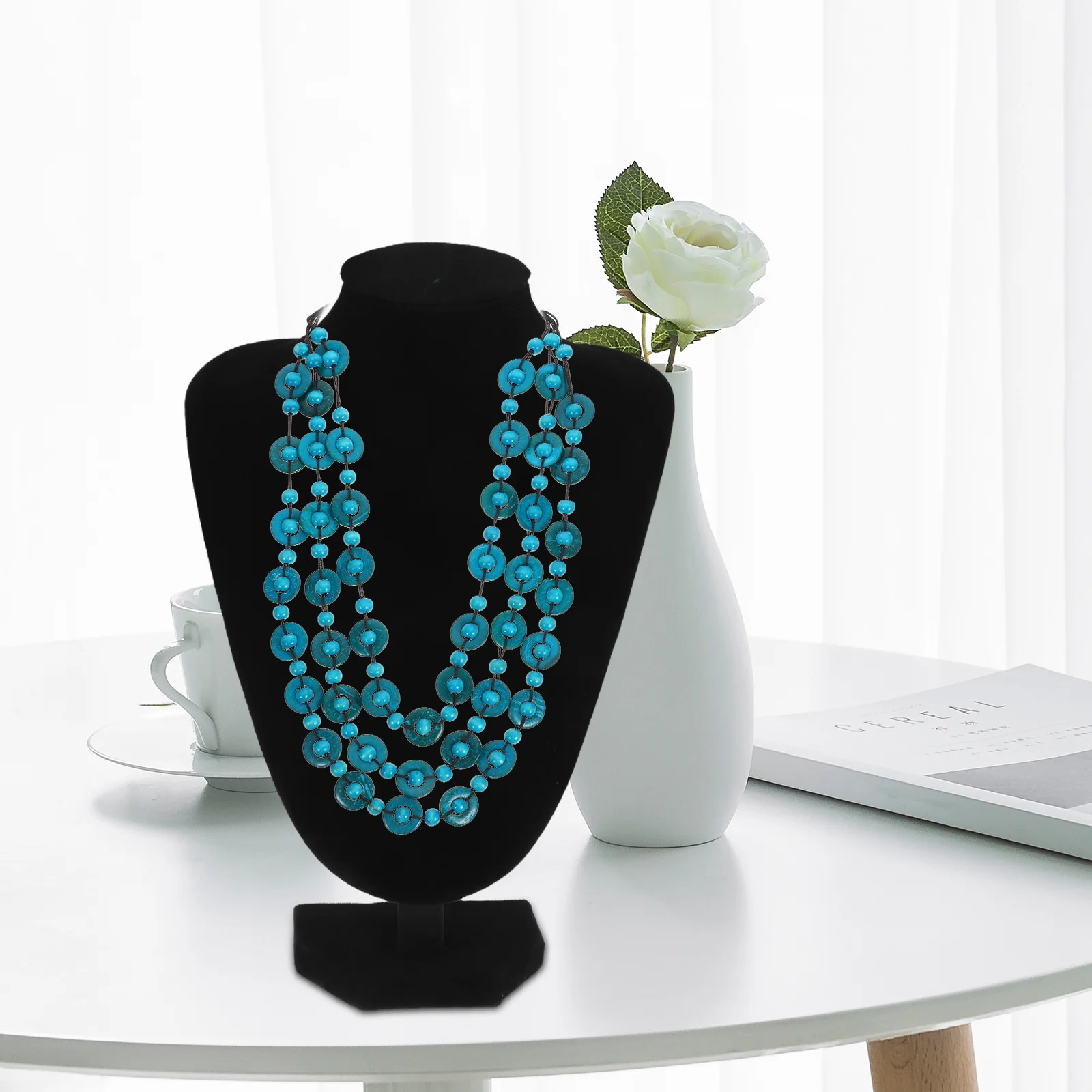 

Necklace Organizer Stand with Lifelike Bust Design Jewelry Display Holder for Pendants Chains Jewelry Store Window Showcase