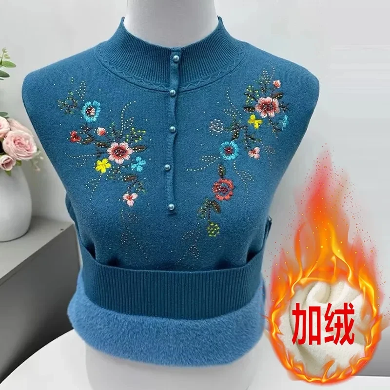 Mother's Winter Plush Thicken Sweater Elderly Women Embroidered Pullover Sweater Casual Large Size Knitted Jumper Feminia 5XL